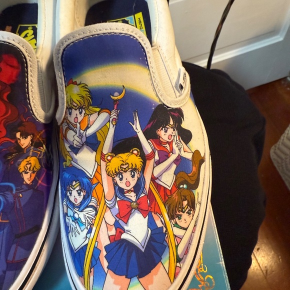 Sailor Moon Classic x Van cushion slip on - Picture 4 of 10